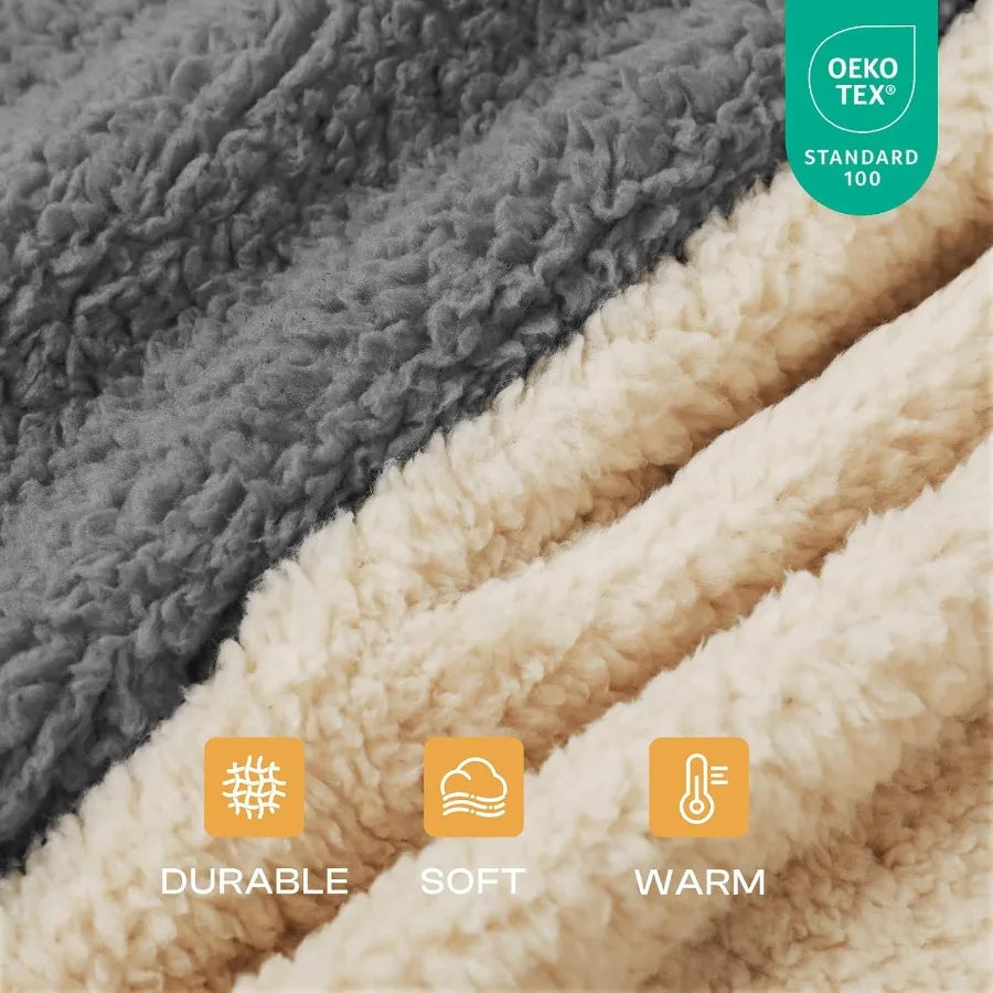 Premium Plush Fleece Pet Blanket For Dogs And Cats